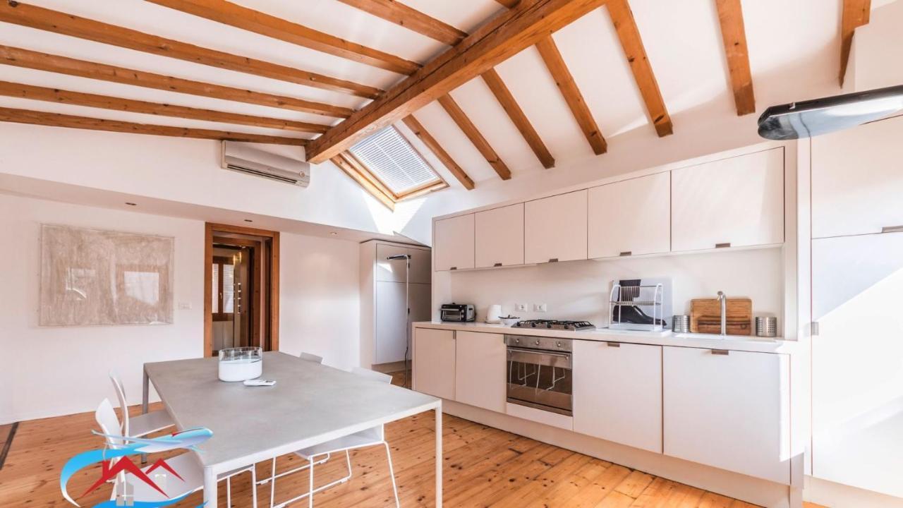 Apartamento Au Nom de la Rose Venecia Exterior foto