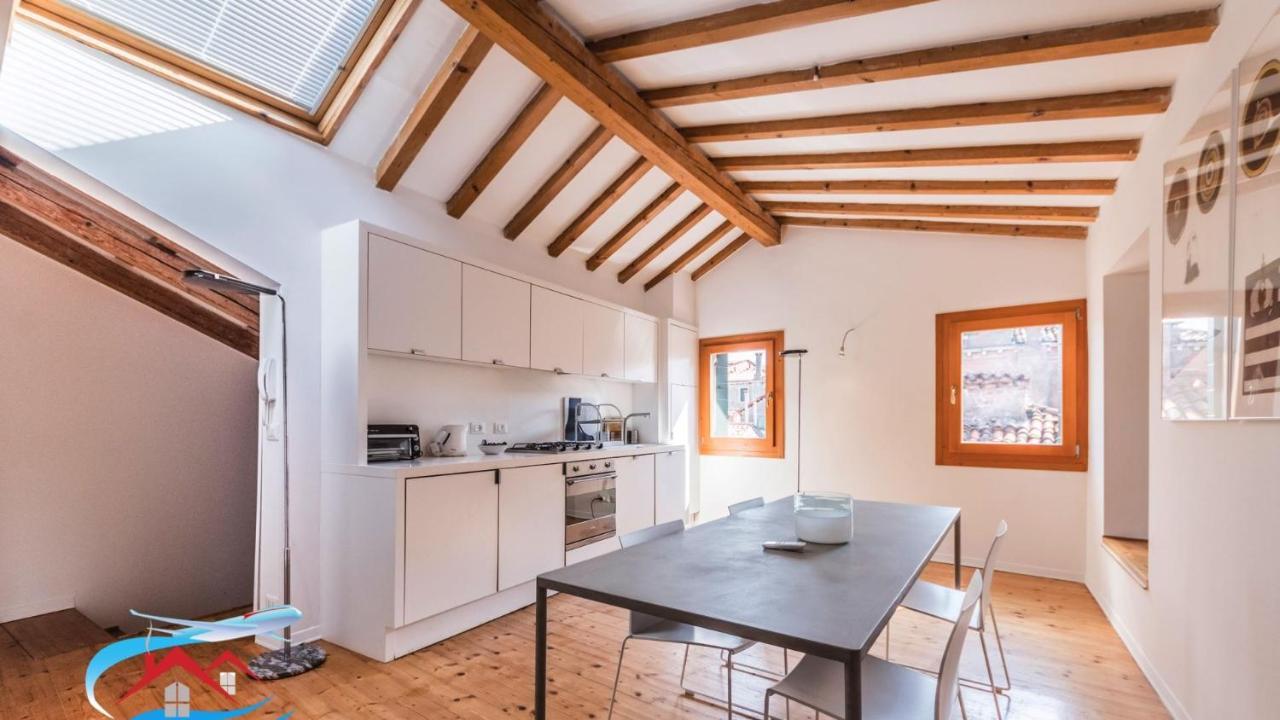 Apartamento Au Nom de la Rose Venecia Exterior foto
