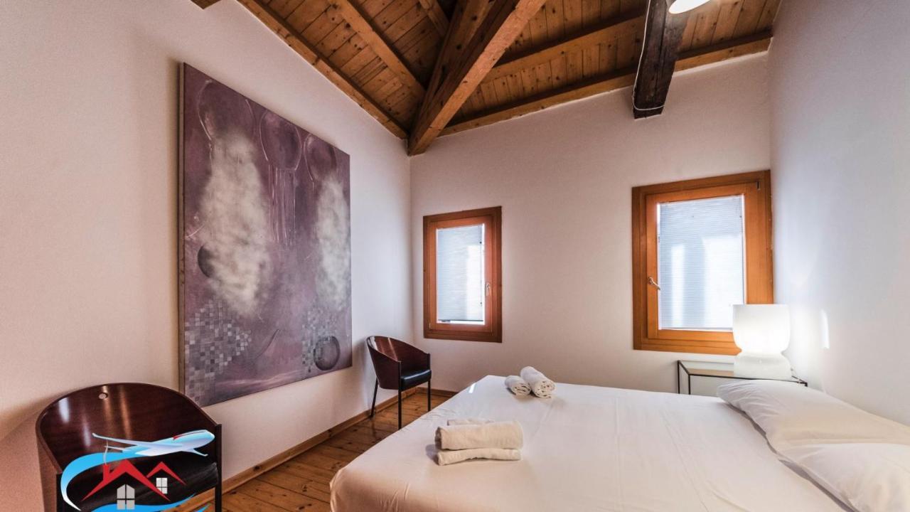 Apartamento Au Nom de la Rose Venecia Exterior foto